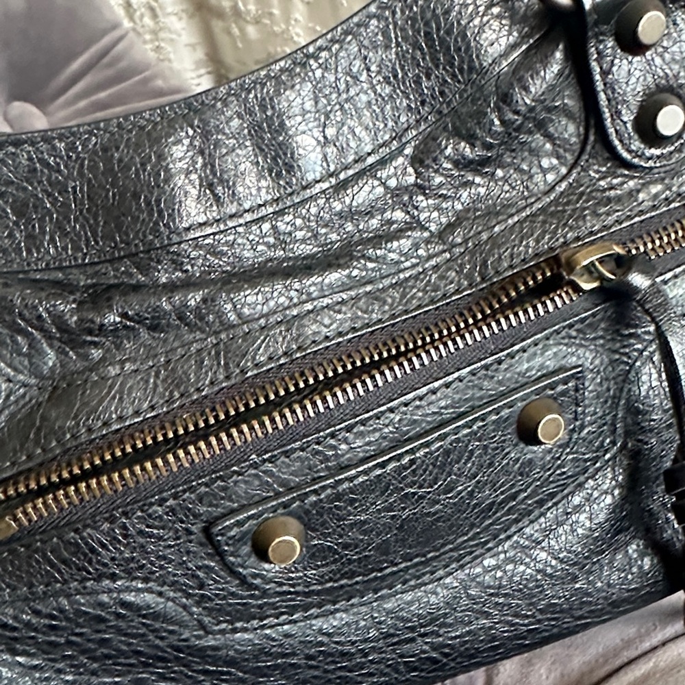 Balenciaga Black Leather Shoulder Bag with Braided Handles - Picture 3 of 4